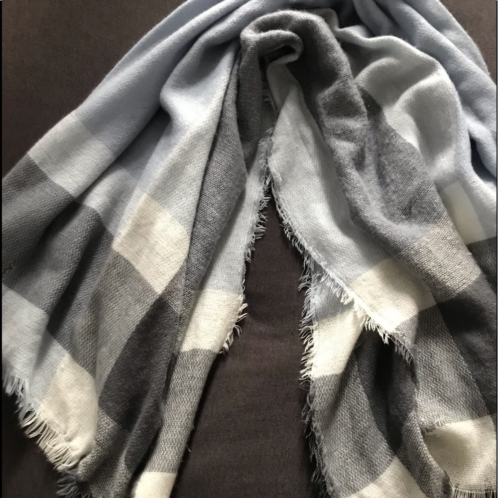 Wrap scarf